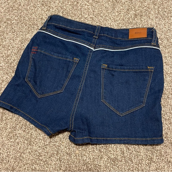 BDG Erin High Rise Shorts Size 25w - Picture 2 of 5